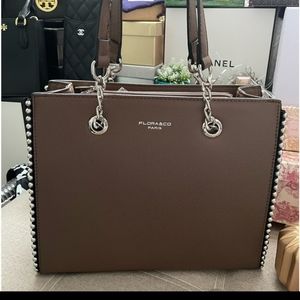 JUST A BEAUTIFUL FASHION BAG